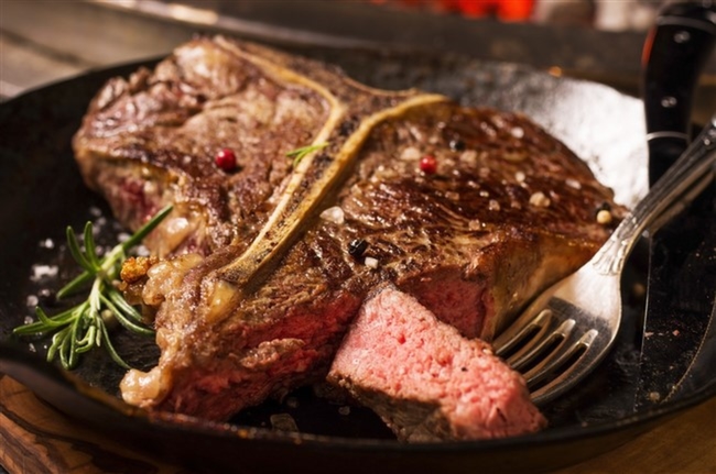 Tbone-steak-iftar-yemeği-ramazan