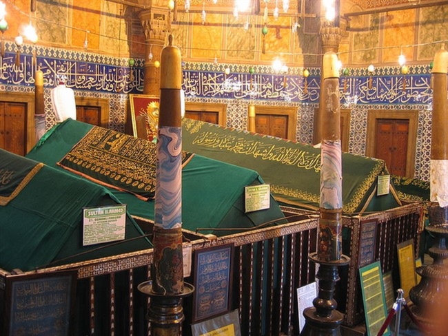 Hürrem-Sultan-Türbesi-Süleymaniye-Camii