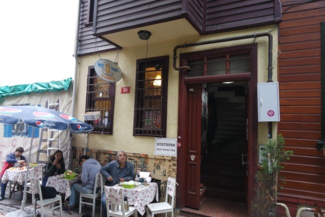 Kadıköy'deki Kahvaltıcılar Süt Yumurta Reçel