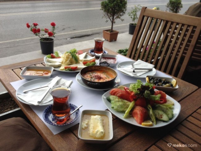 İstanbul'da Boğaz'da Kahvaltı Yapabileceğiniz Yerler Fincan