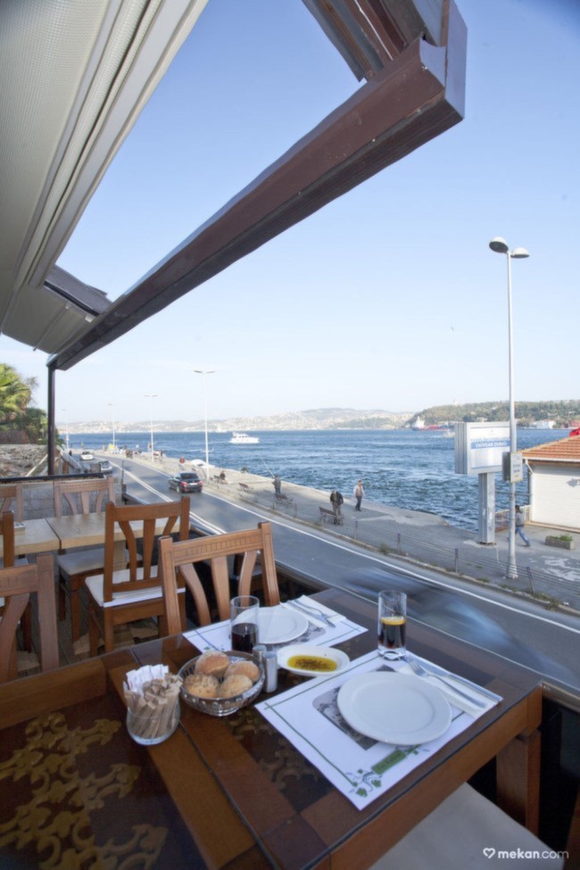 İstanbul'da Boğaz'da Kahvaltı Yapabileceğiniz Yerler Taş Kahve Cafe & Restaurant