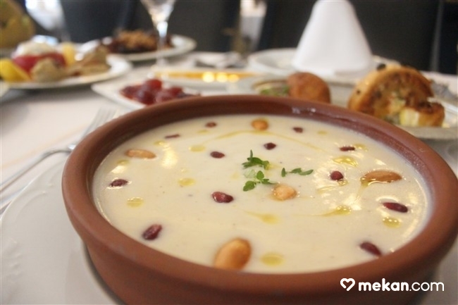 Badem-Çorbası-Deraliye-Restaurant-İftar