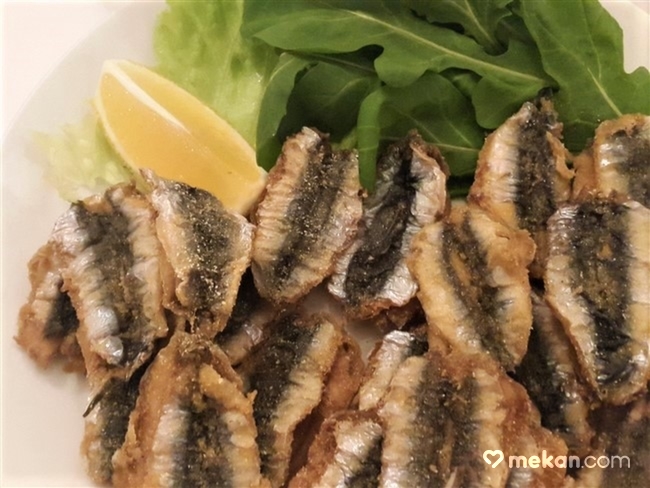 Hamsi-Giritli-Restoran-Balık