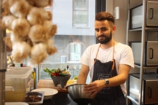 Vegan Mutfağı Atelier Raw'da Taptaze Şef Sinan Bakkaloğlu
