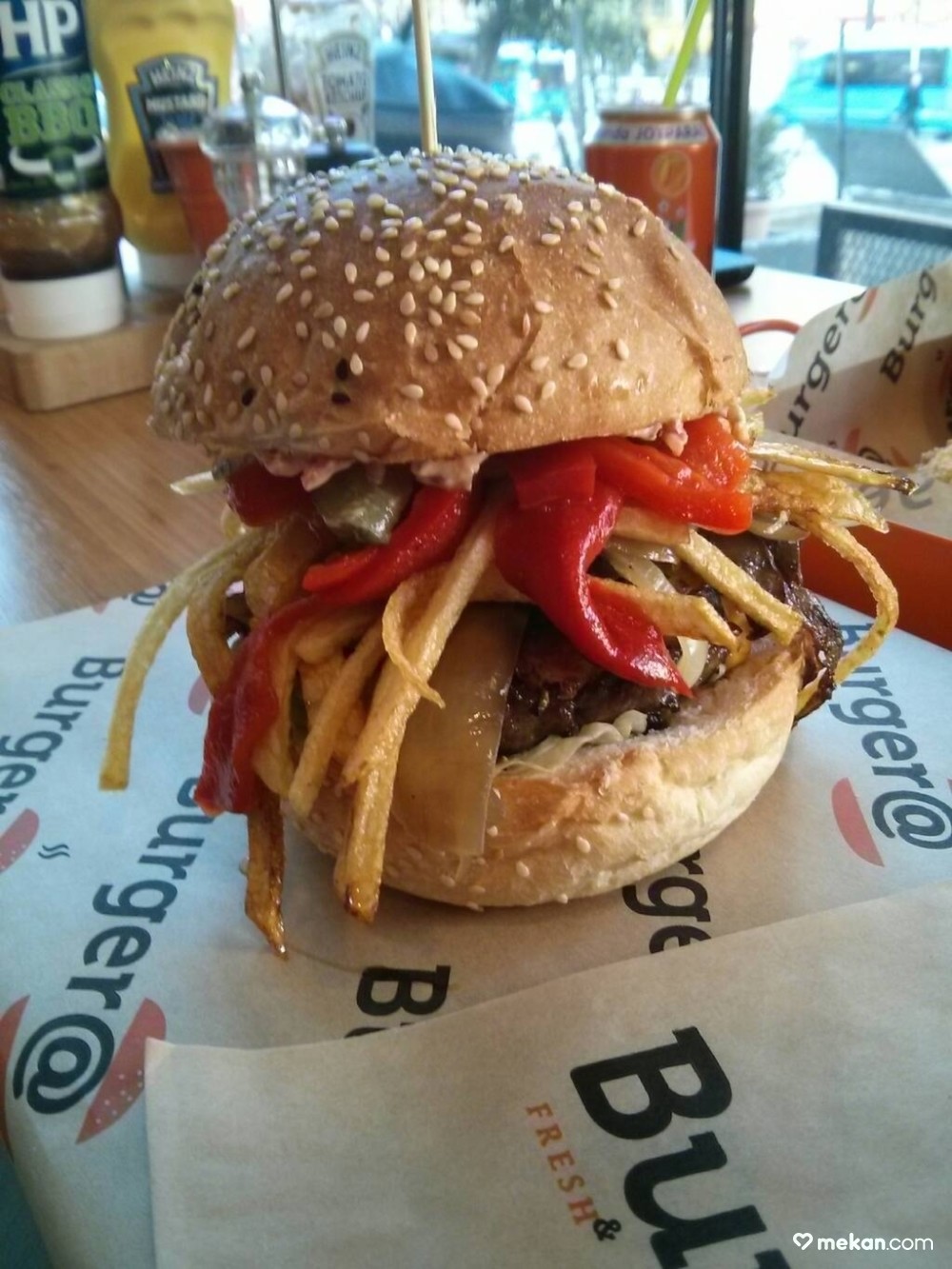Fatburger\n