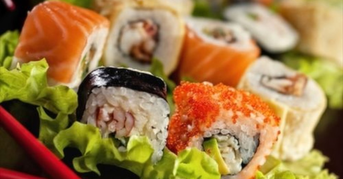 Фудсол. Аппетитные роллы. Суши красивые. Элитные суши. Реклама суши.