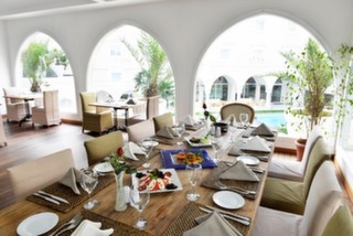 Naar Restoran, Holiday Inn Istanbul City