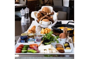 The Wings Hotels Neva Palas'ta Zengin Açık Büfe Kahvaltı Menüsü
