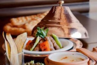 Mostarpark Restaurant'ta Açık Havada İftar Yemeği